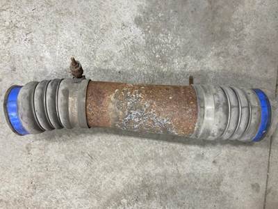 Detroit DD15 Air Transfer Tube for a Freightliner Cascadia