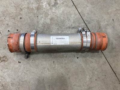 Detroit DD15 Air Transfer Tube for a Freightliner Cascadia