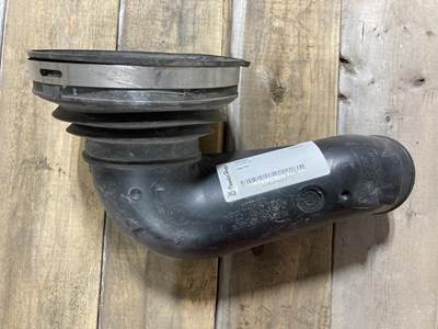 Detroit DD5 Air Transfer Tube for a Freightliner M2 106