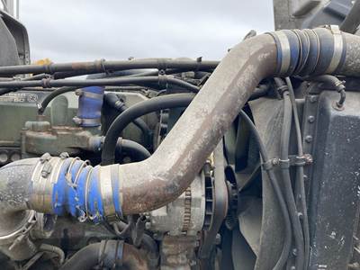 Detroit Series 60 12.7L Air Transfer Tube for a Freightliner FLD120