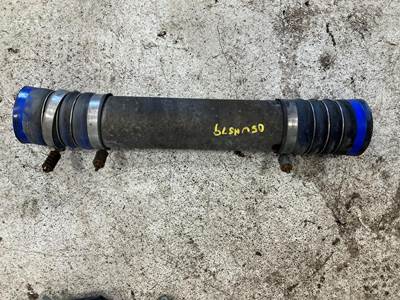 Detroit Series 60 14.0L Air Transfer Tube for a Freightliner Columbia 120