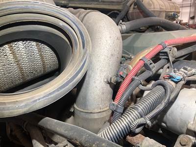 Detroit Series 60 14.0L Air Transfer Tube for a Freightliner Columbia 120