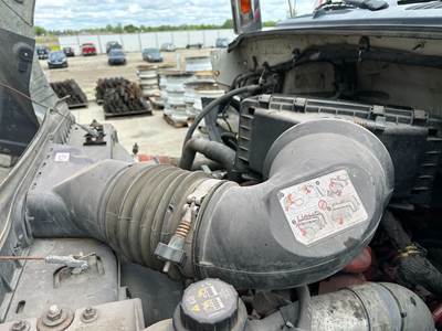 Ford F-750 Air Transfer Tube for a Ford F750