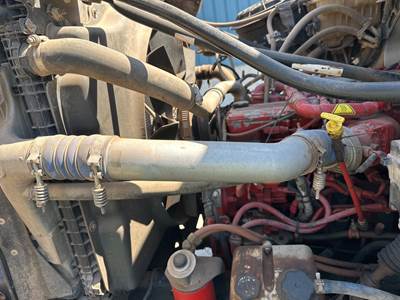 Freightliner 108SD Air Transfer Tube