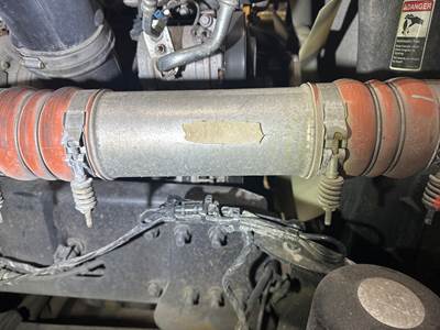 Freightliner Cascadia Air Transfer Tube