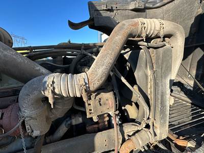 Freightliner Classic XL Air Transfer Tube