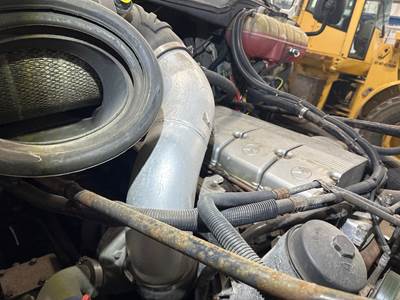 Freightliner Columbia 120 Air Transfer Tube