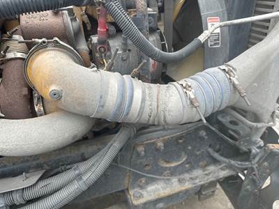 Freightliner Columbia 120 Air Transfer Tube