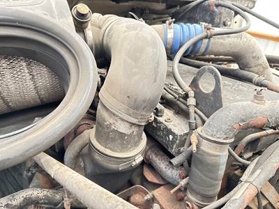 Freightliner FL112 Air Transfer Tube