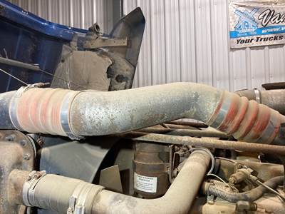 Freightliner FLD120 Air Transfer Tube