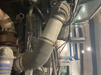 Freightliner FLD120 Air Transfer Tube