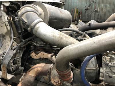 Freightliner FLD120 Air Transfer Tube