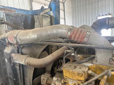 Freightliner FLD120 Air Transfer Tube