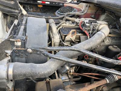 Freightliner M2 106 Air Transfer Tube