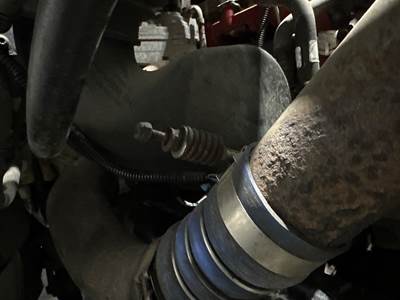 Freightliner M2 106 Air Transfer Tube