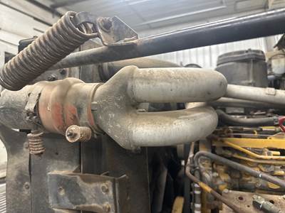 GMC C7500 Air Transfer Tube