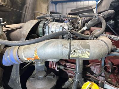 International 4400 Air Transfer Tube