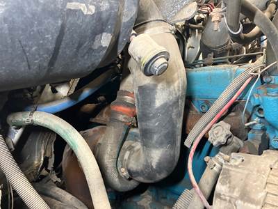 International 4900 Air Transfer Tube