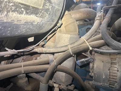 International 4900 Air Transfer Tube