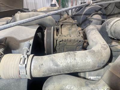 International 4900 Air Transfer Tube