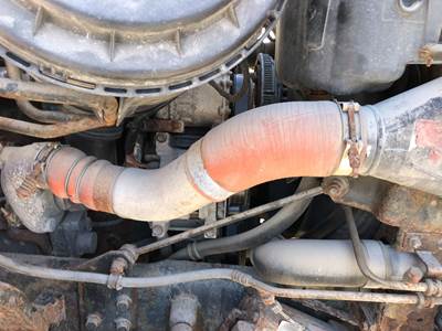 International 7300 Air Transfer Tube