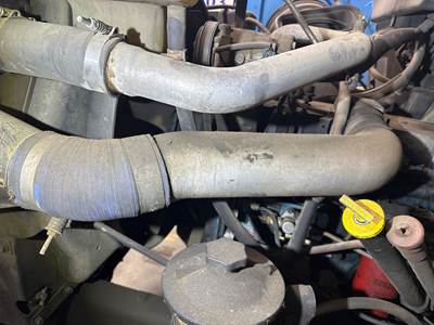 International 7400 Air Transfer Tube