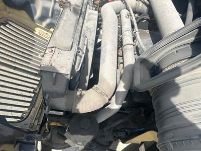 International 8600 Air Transfer Tube