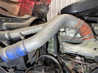 International 9100 Air Transfer Tube