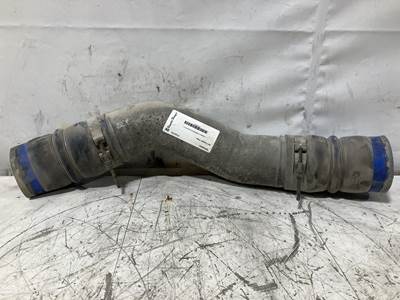 International 9100 Air Transfer Tube