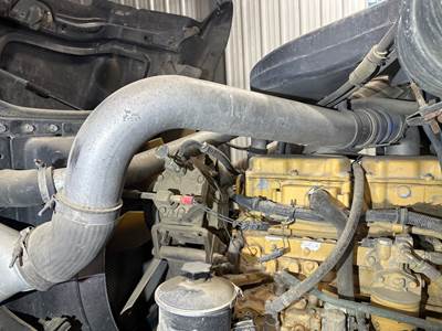 International 9200 Air Transfer Tube