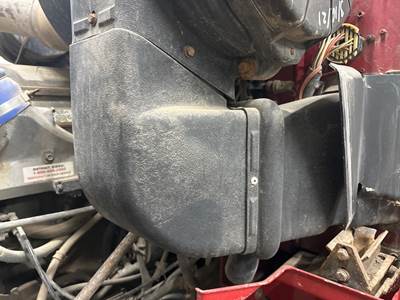 International 9200 Air Transfer Tube