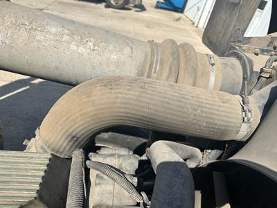 International 9300 Air Transfer Tube