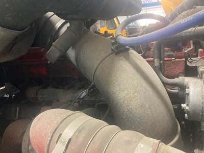 International 9400 Air Transfer Tube