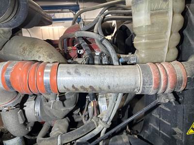 International 9400 Air Transfer Tube