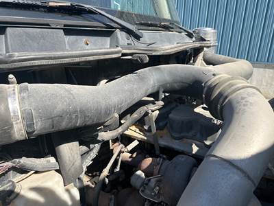 International 9900 Air Transfer Tube