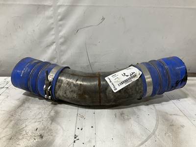 International 9900 Air Transfer Tube