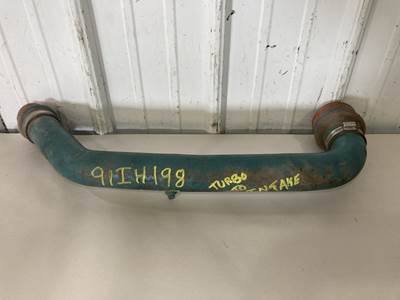 International DT360 Air Transfer Tube for a International 4700