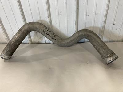 International DT466P Air Transfer Tube for a International 4900