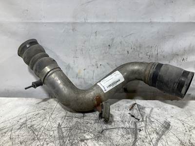 International DuraStar 4400 Air Transfer Tube for a International Durastar (4400)