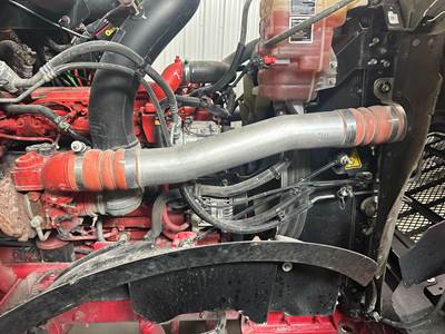 International HX520 Air Transfer Tube