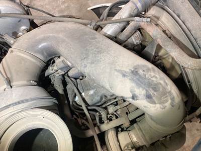 Mack E7 Air Transfer Tube for a Mack CXN