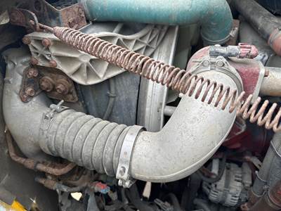 Mack Granite GU813 Air Transfer Tube for a Mack GU800