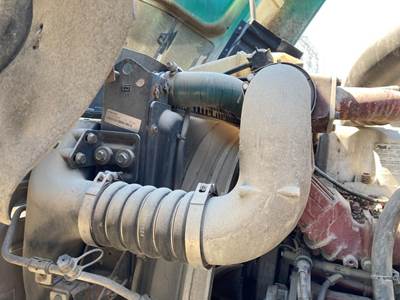 Mack MP8 Air Transfer Tube for a Mack Cxu