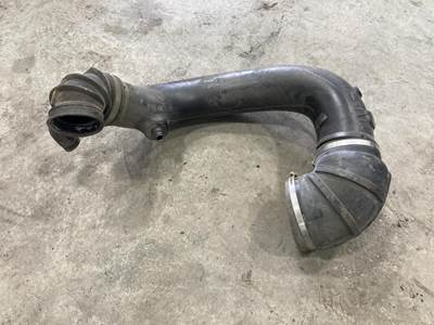 Mack MP8 Air Transfer Tube for a Mack Cxu
