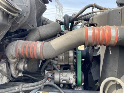 Paccar PX-6 Air Transfer Tube for a Kenworth T370