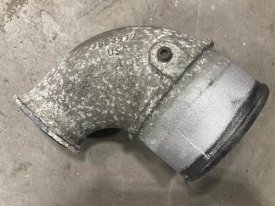 Paccar PX-8 Air Transfer Tube for a Peterbilt 337