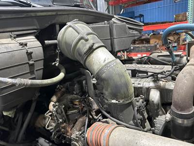 Peterbilt 567 Air Transfer Tube