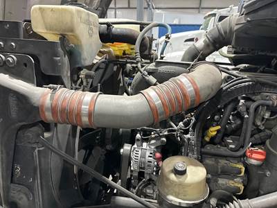 Peterbilt 567 Air Transfer Tube