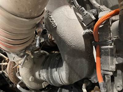 Peterbilt 567 Air Transfer Tube