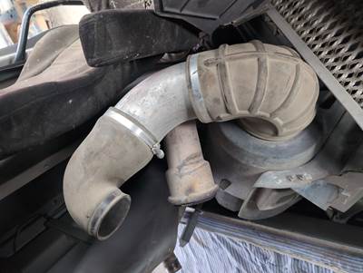 Peterbilt 587 Air Transfer Tube